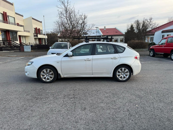 Für Subaru Impreza 2008-UP Dachträger Querstange Metallhalterung Fixpunkt Alu Schwarz