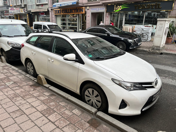 Für Toyota Auris TouringSport 2013-Up Dachträger Querträger Metallhalterung Flush Rail Alu Schwarz