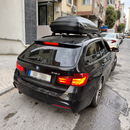 Roof rack cross bars with cargo box for extra carrying space