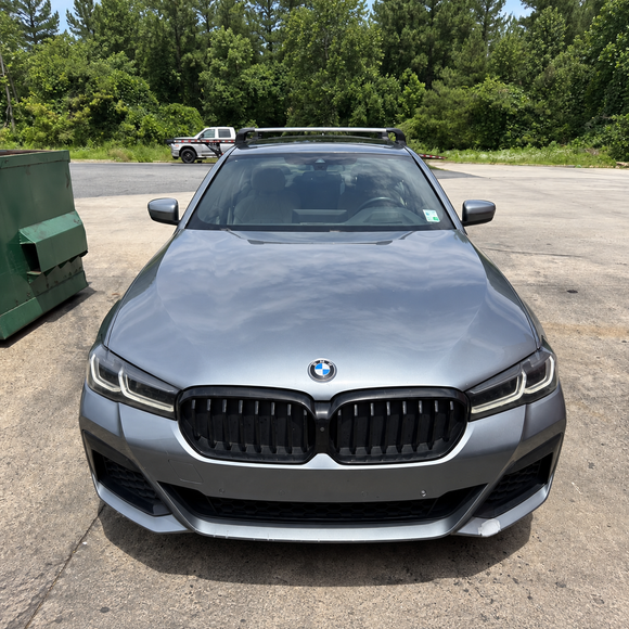 Vehicle fitment example of silver fix point roof rack cross bars for BMW 5 Series Sedan G30 2016-2023