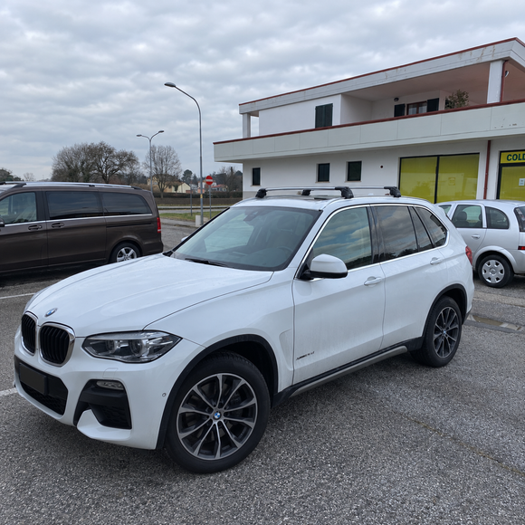 Vehicle-specific aluminum roof rack cross bars product image
