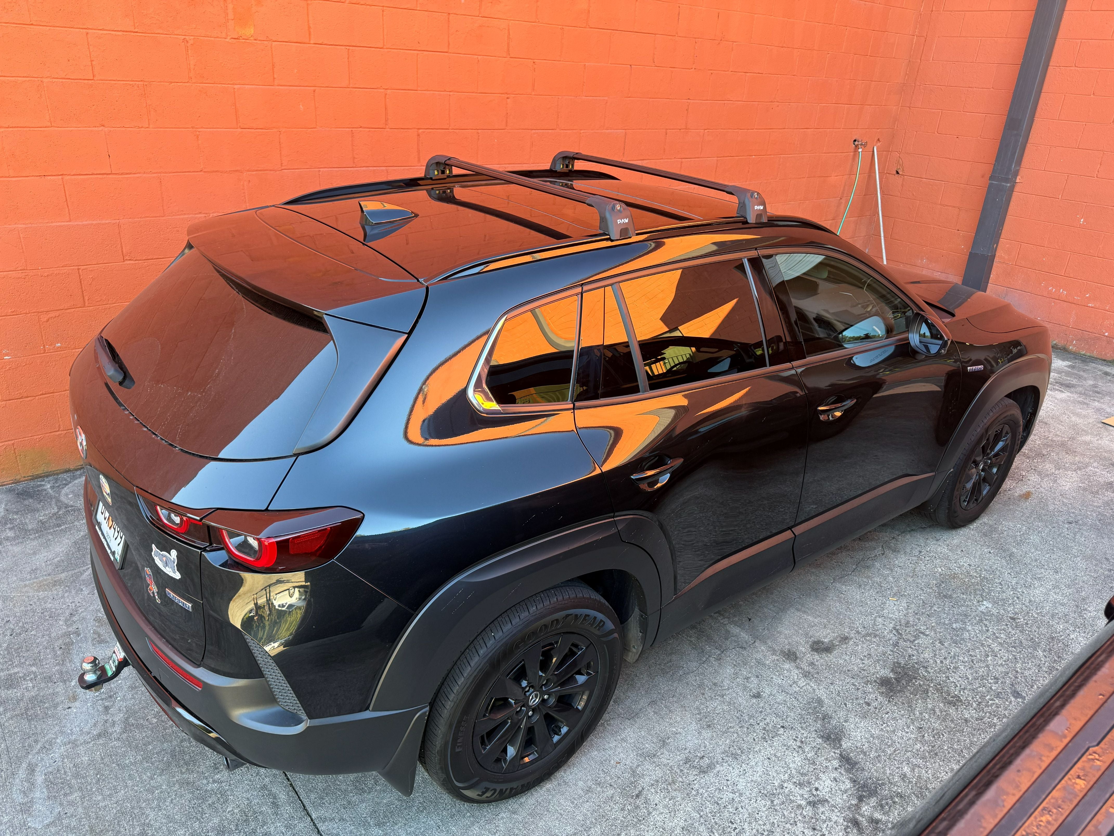Für Mazda CX 50 2023-Up Dachträgersystem Träger Querstangen Aluminium abschließbar Hochwertige Metallhalterung Schwarz 