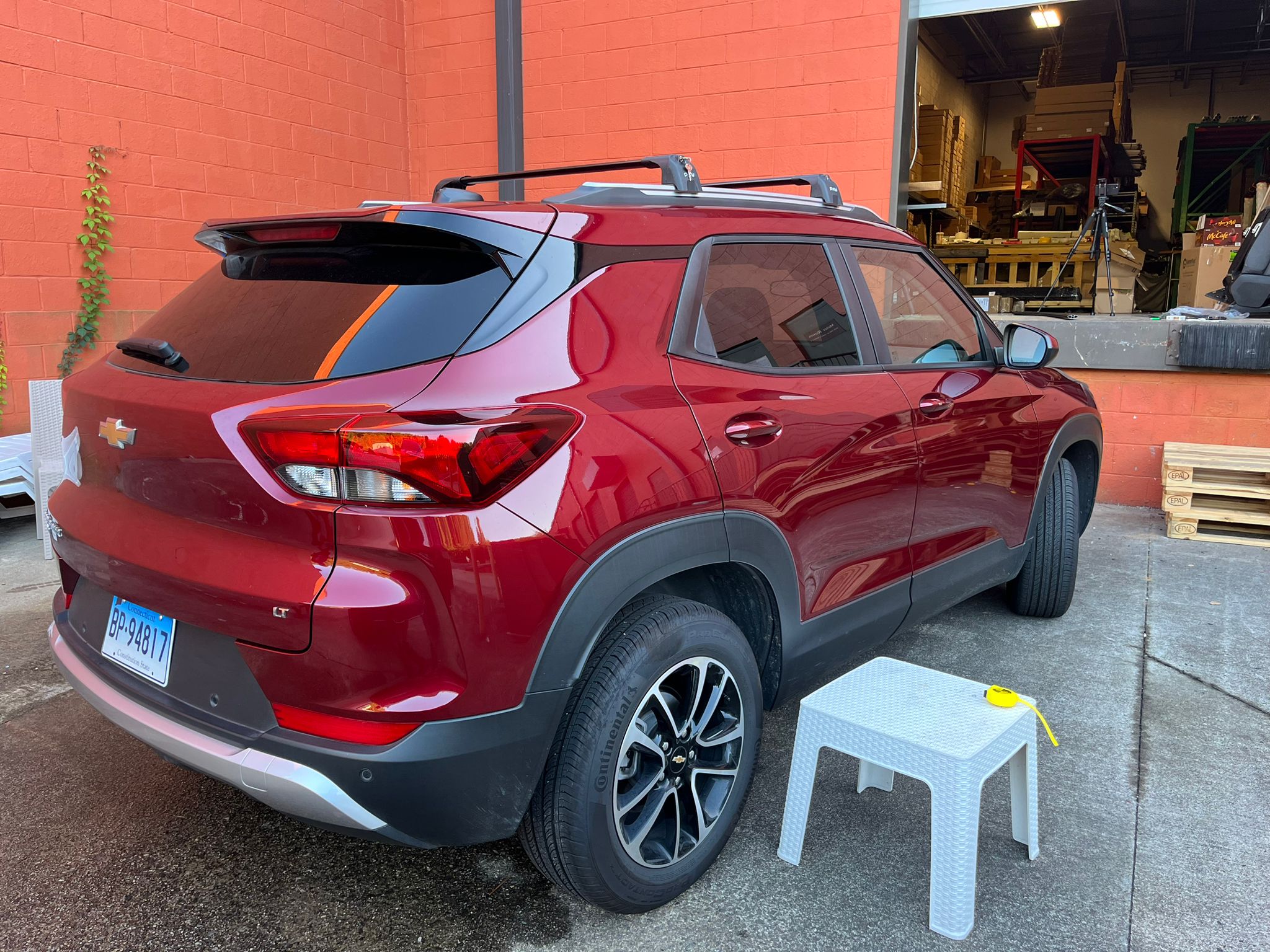 Für Chevrolet Trailblazer 2021-Up Dachträgersystem, Aluminium-Querstange, Metallhalterung, bündige Schiene, Schwarz