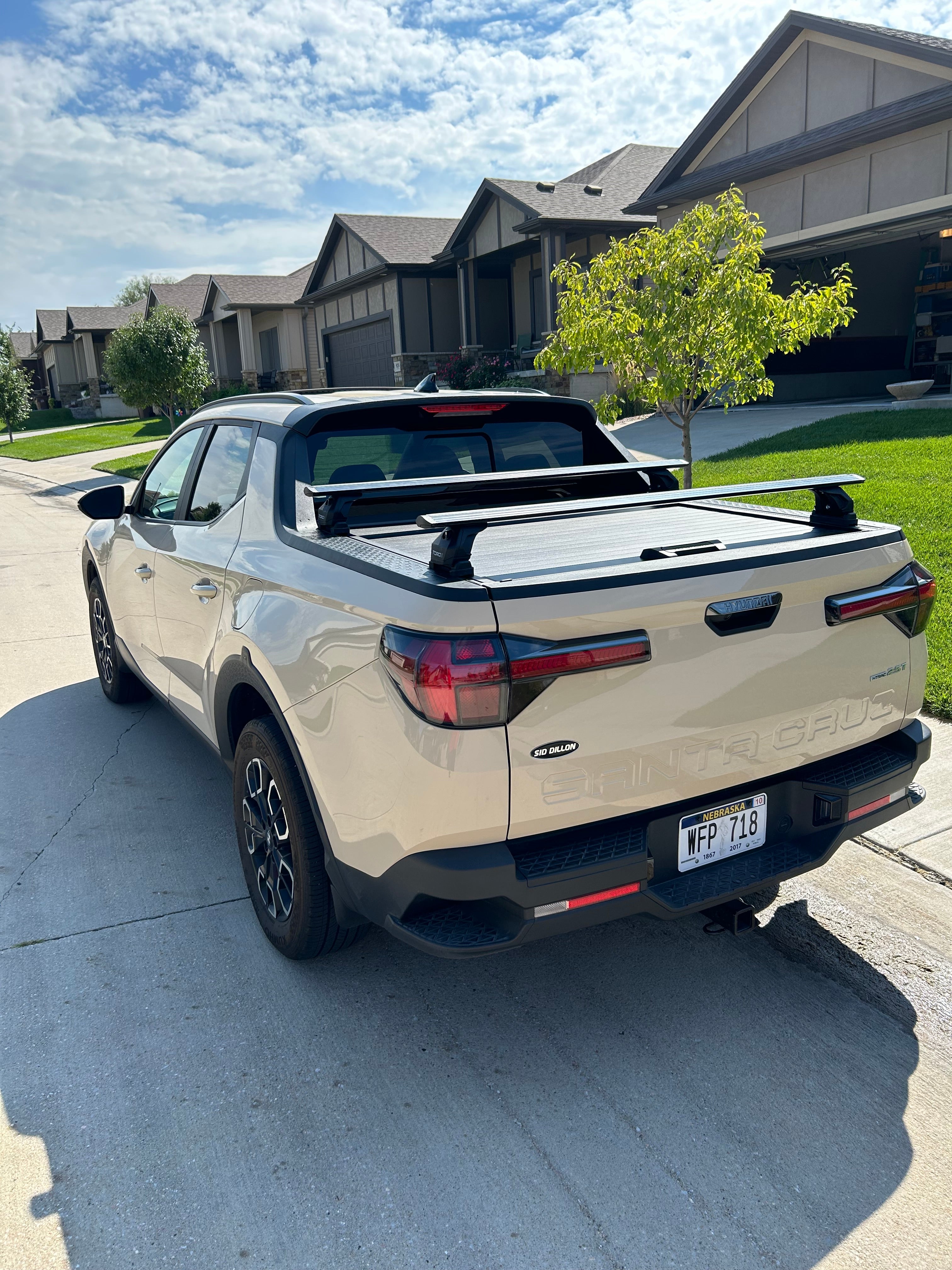 2Pcs Roof Rack Cross Bars for Truck Bed, Adjustable Truck Bed Rack Bars Works with Retractable Tonneau Covers