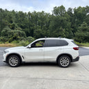Aerodynamic aluminum roof rack cross bars designed to reduce wind noise