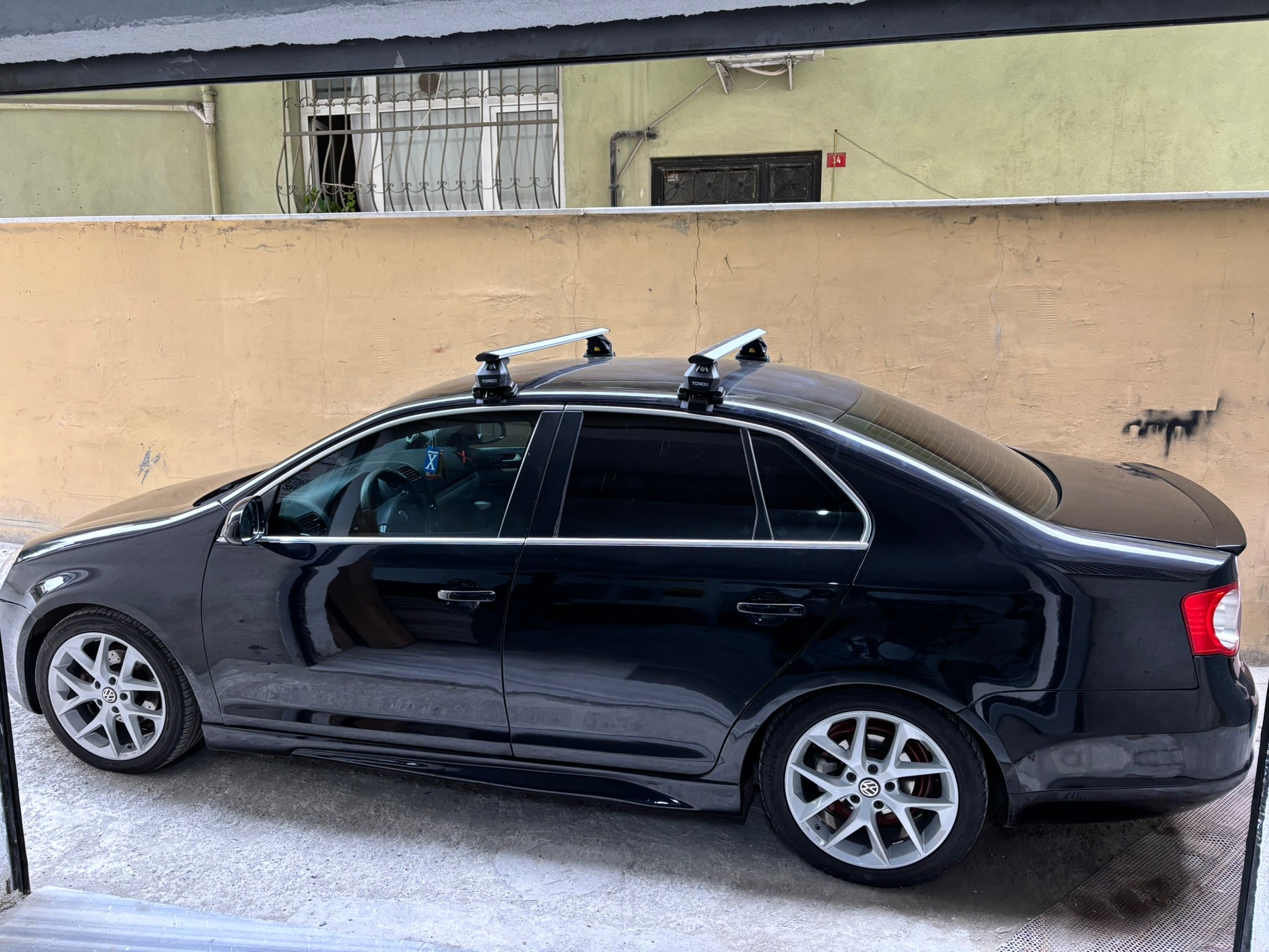 For Volkswagen Jetta 2005-2011 Roof Rack Cross Bar Normal Roof Silver