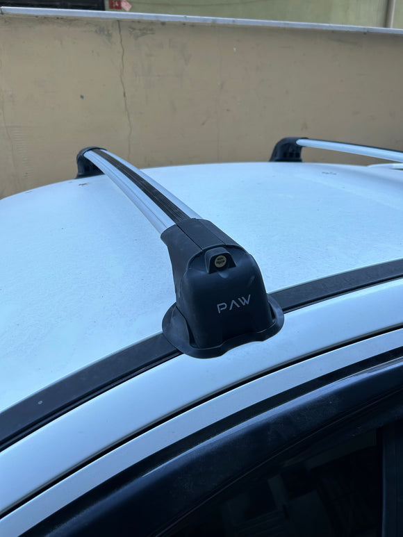 333. Kompatibel mit abschließbaren Aluminium-Dachträgern für Fahrzeuge mit Standarddach Toros Pro 3 Silver