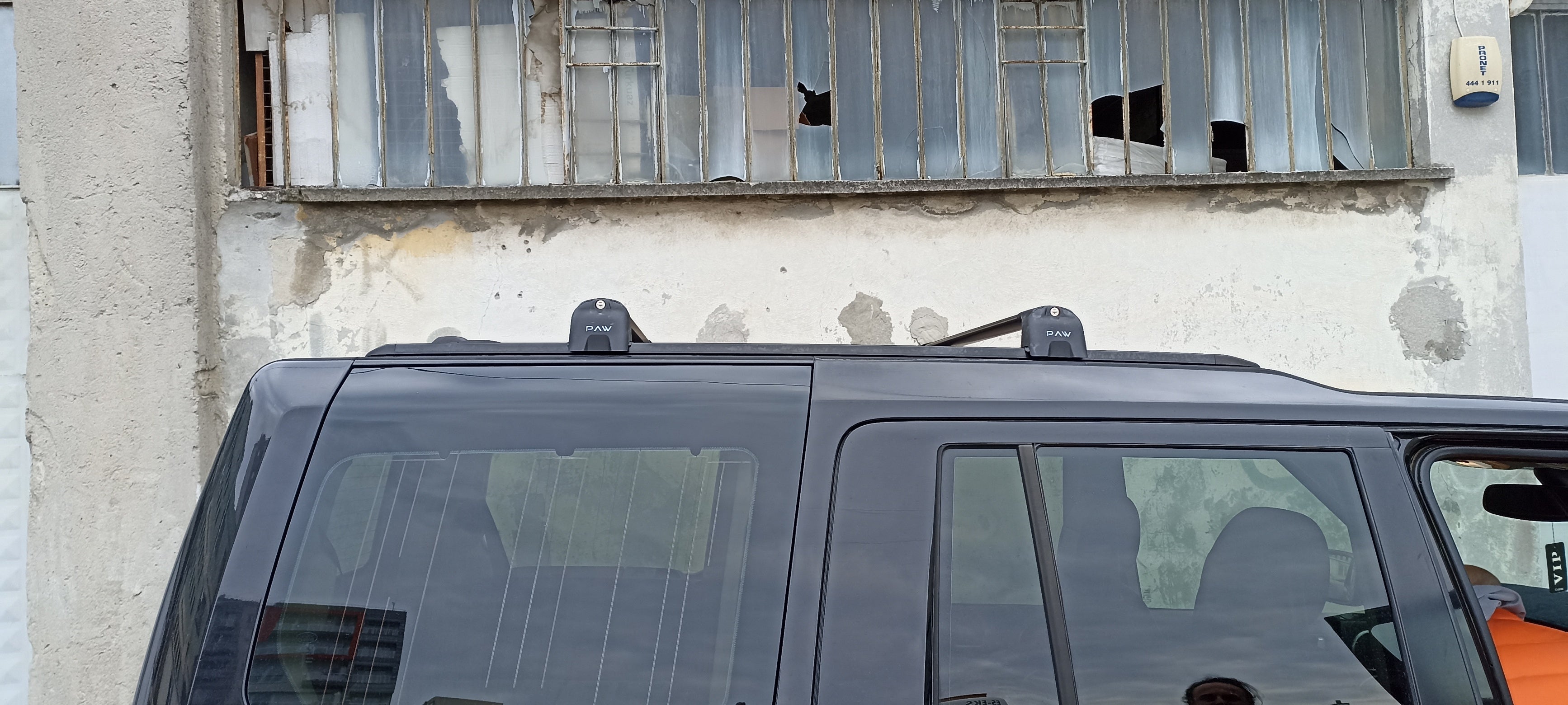 For Land Rover Discovery LR3 (2004-2010) Roof Rack Cross Bars Paw Pro 2, Silver - 0