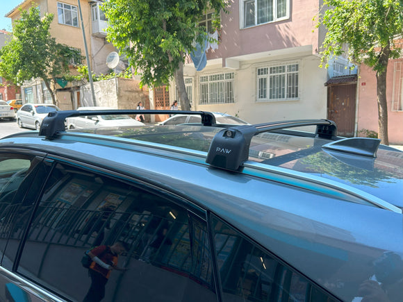 444. Kompatibel mit abschließbaren Aluminium-Dachträgern für Fahrzeuge mit Standarddach Toros Pro 4 Silver