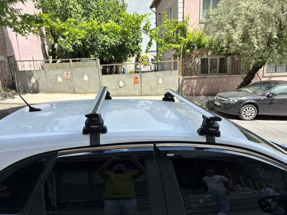 Kompatibel mit Honda Civic 5-tr Sedan Fahrzeugen 2010–2017 mit normalem Dachträger in schwarzer Farbe