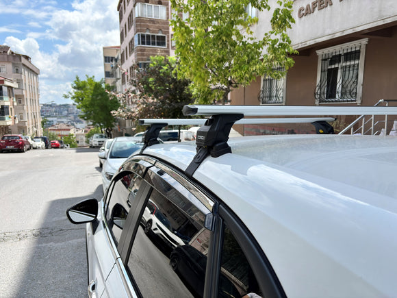 Kompatibel mit Honda Civic 5-tr Sedan Fahrzeugen 2010–2017 mit normalem Dachträger in schwarzer Farbe