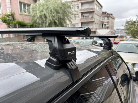 Kompatibel mit Honda Civic 5-tr Sedan Fahrzeugen 2010–2017 mit normalem Dachträger in schwarzer Farbe