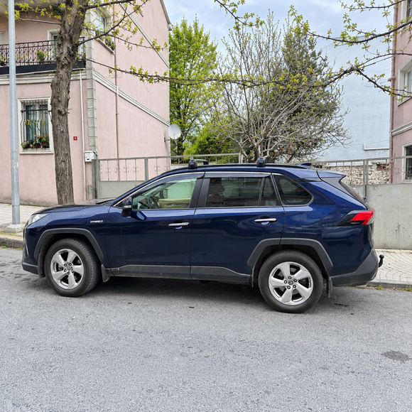 Toyota RAV4 Gen 5 (XA50) 2019-2025 Roof Rack Cross Bars Flush Rails, Silver product image