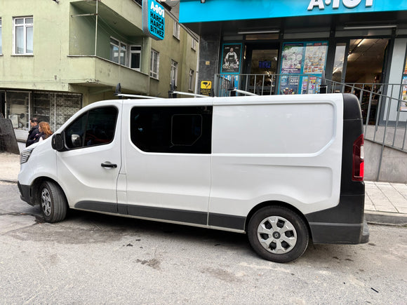 For Renault Trafic X82 Cargo Van (2014–2025) – 3-Bar Aluminum Ladder Roof Rack System