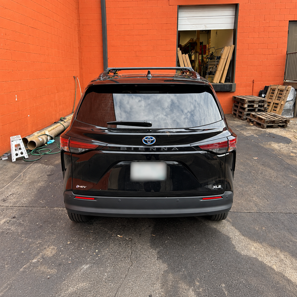 Toyota Sienna (XL40) 2021-Up Roof Rack Cross Bars Raised Rail, Black product image