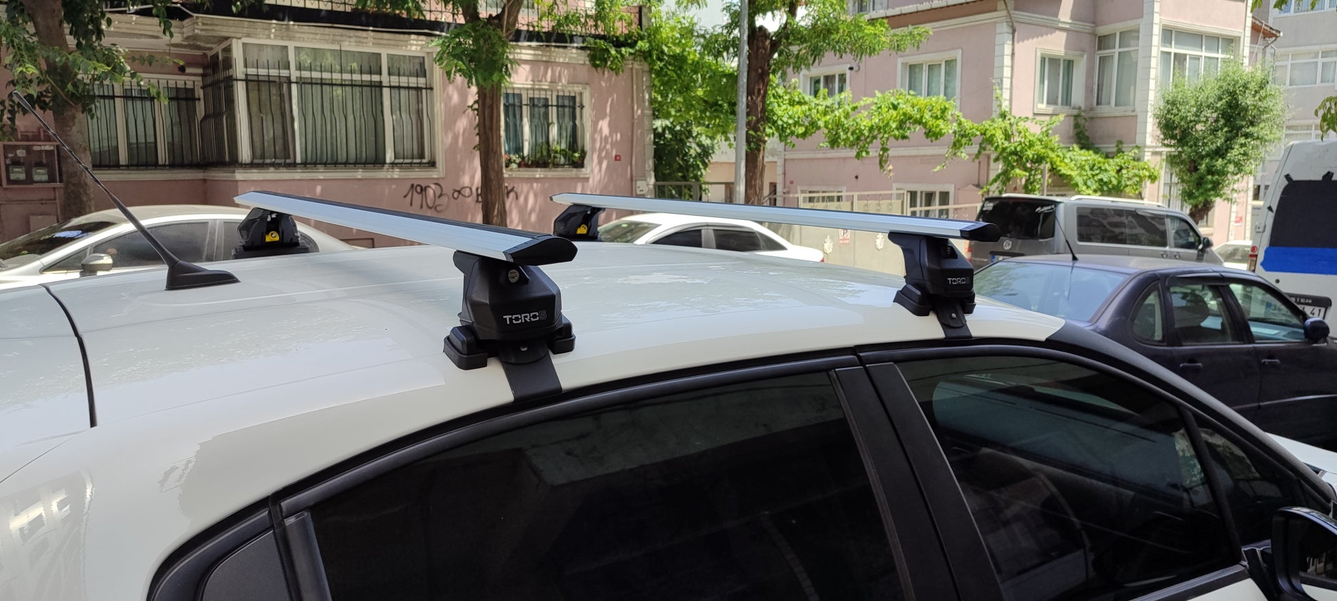 For Toyota Camry 2010-2017 Roof Rack Cross Bars Normal Roof Alu Black