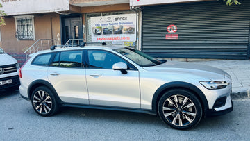 Für Volvo V60 Cross Country ab 2018, Dachträger, Querstange, Metallhalterung, bündige Schiene, Schwarz - 0