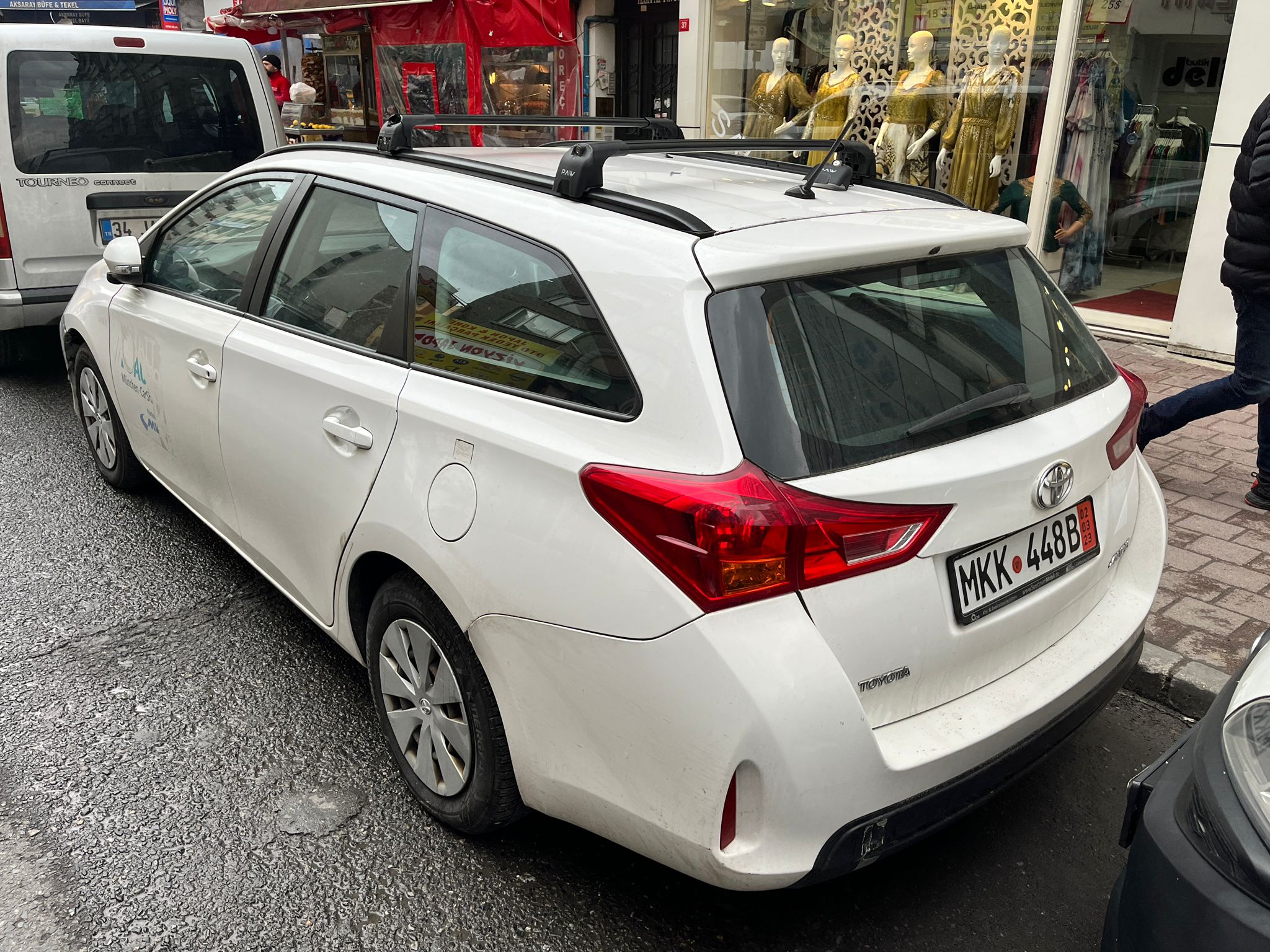 Toyota Auris - Especificaciones de llantas, neumáticos, PCD, desplazamientos para cada año y Toyota Auris - Especificaciones de llantas, neumáticos, PCD, desplazamientos para cada año y