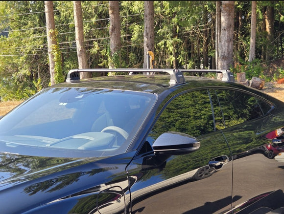 Für Porsche Macan ab Baujahr 2014. Dachträgersystem, Träger-Querstangen, Aluminium, abschließbar, hochwertige Metallhalterung 