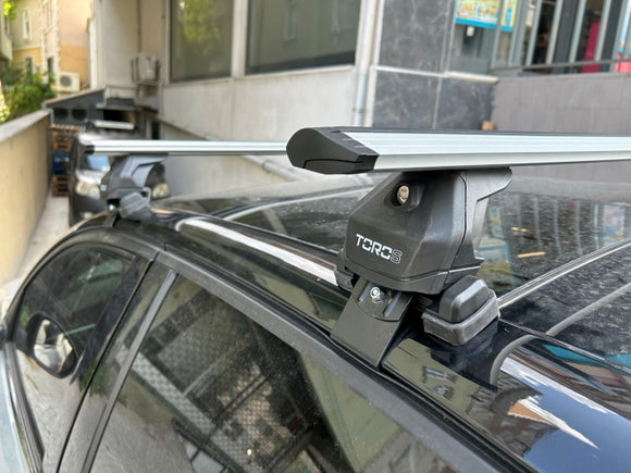 444. Kompatibel mit abschließbaren Aluminium-Dachträgern für Fahrzeuge mit Standarddach Toros Pro 4 Silver