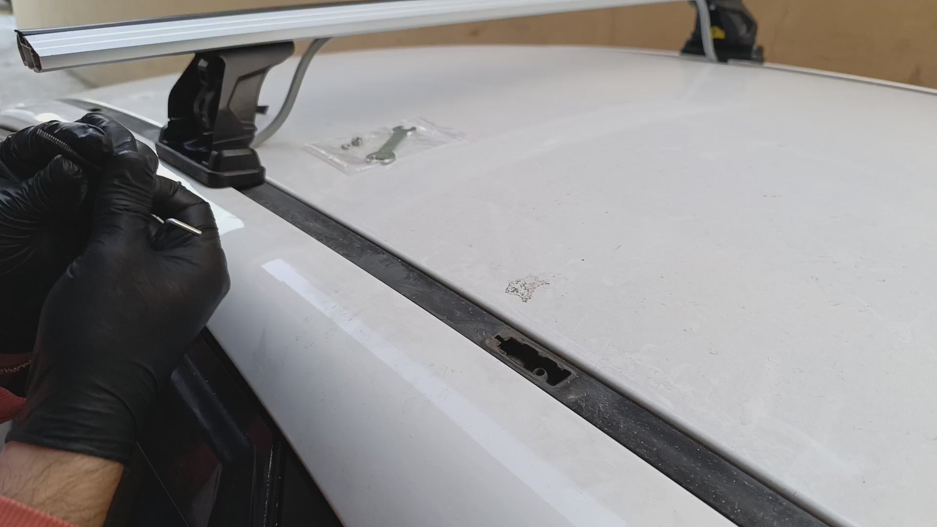 For Hyundai i20 (2014-2020) Roof Rack Cross Bars Fix Point Pro 6 Alu Black - 0