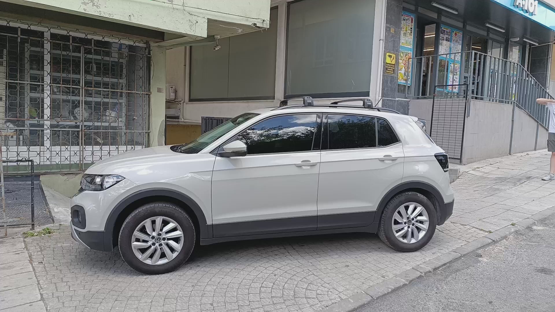 Für Volkswagen Atlas 2018-Up Dachträger Querstange Metallhalterung Erhöhte Schiene Alu Schwarz-2