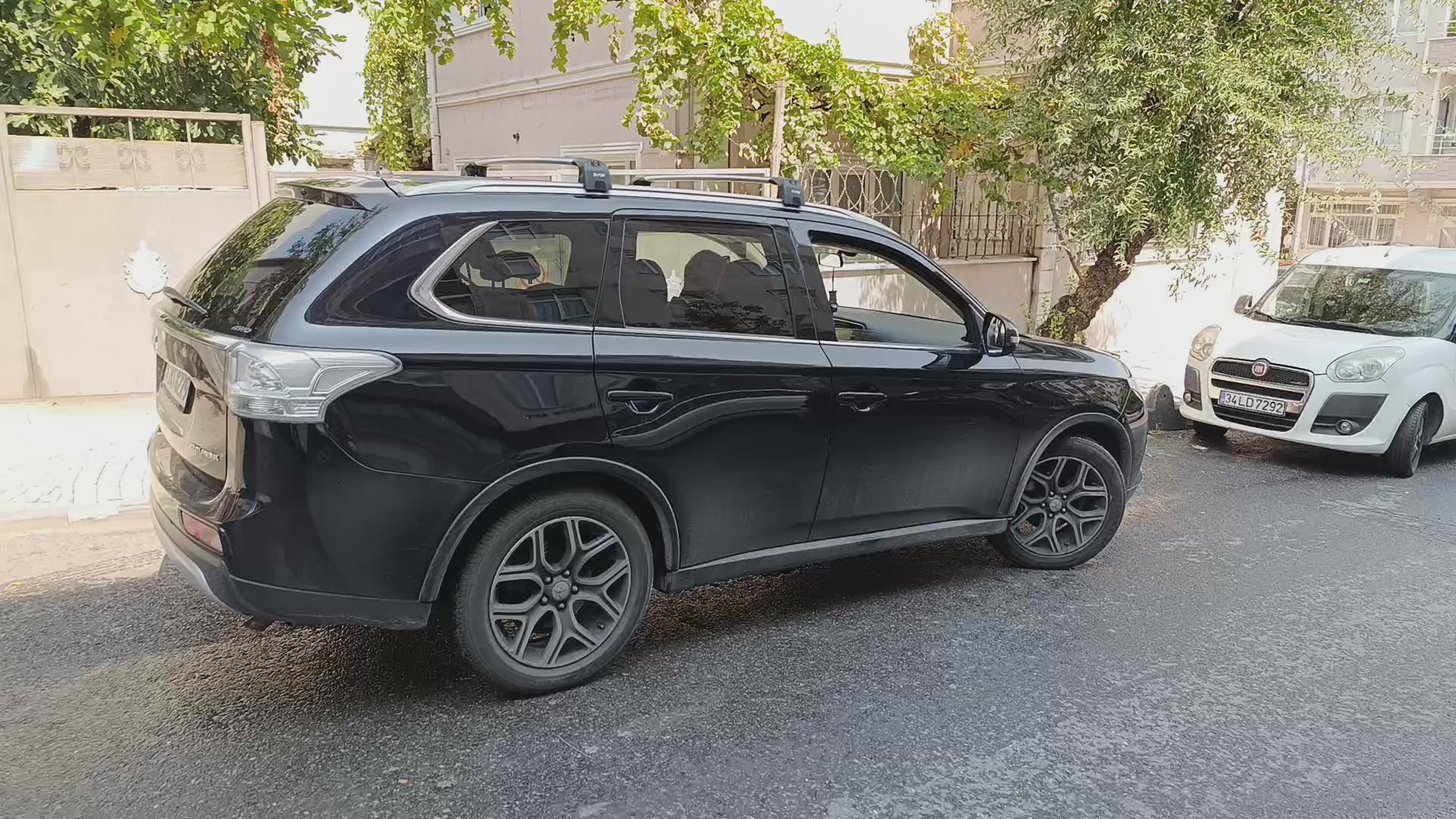 For Mitsubishi Outlander Phev 2023-2025 Roof Rack Cross Bars Flush Rail Alu Black - 0