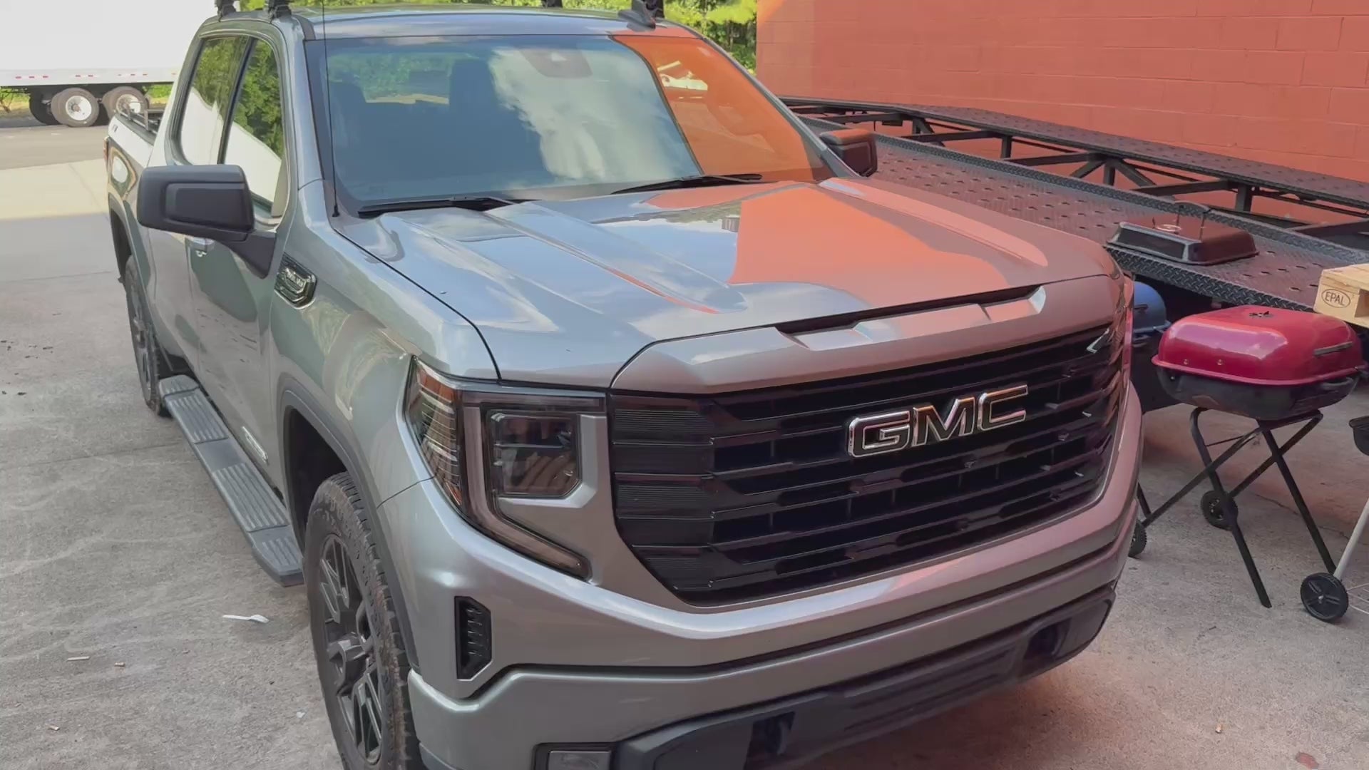 Für GMC Sierra 1500 2019-Up Dachträgersystem, Aluminium-Querstange, Metallhalterung, abschließbar, Silber  - 0