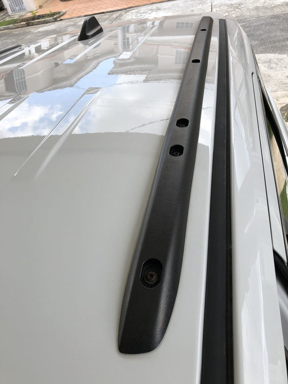 Jeep Grand Cherokee WK2 SRT (2011-2020) Roof Rack Cross Bars Flush Rail, Silver