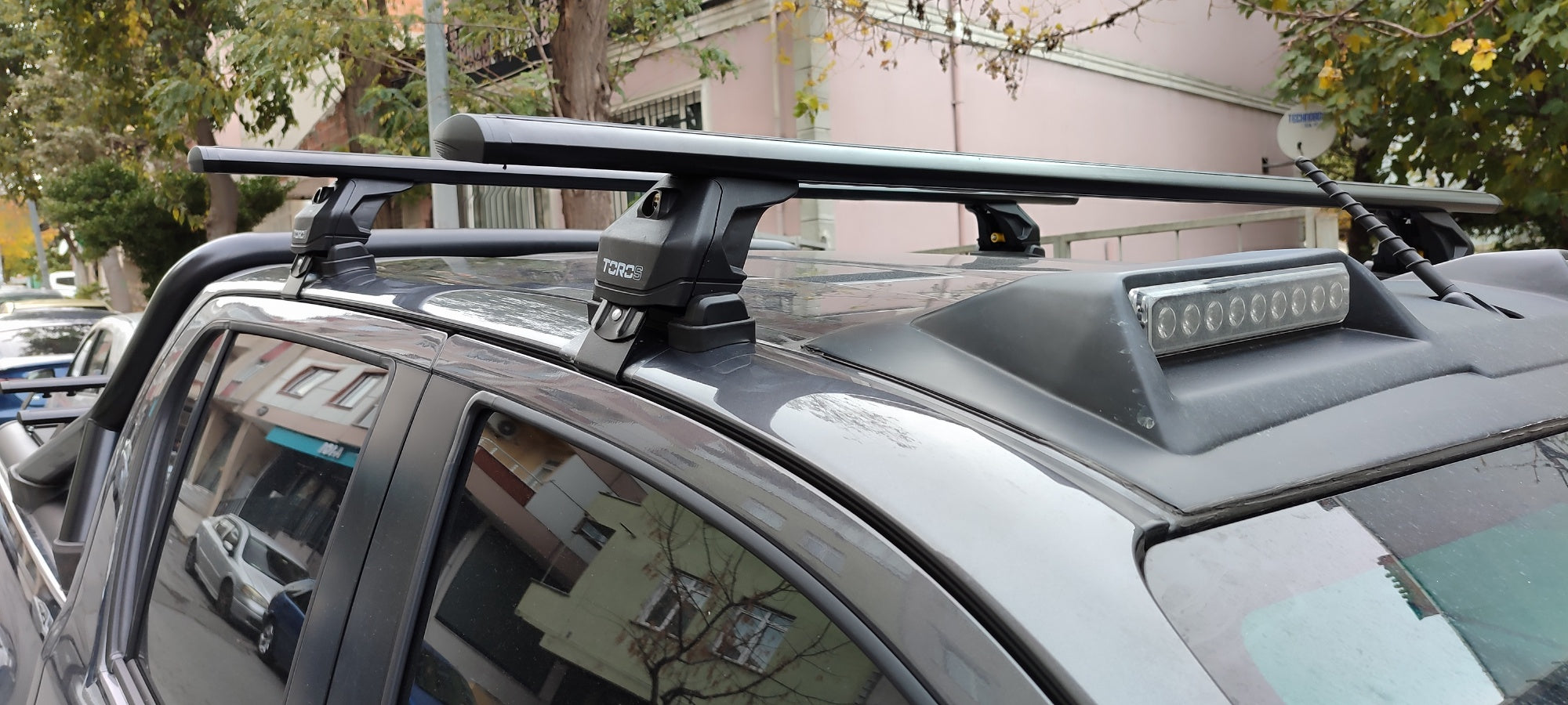 Für Ford Ranger (T6) 2011–2019 Dachträgersystem, Aluminium-Querstange, Metallhalterung, abschließbar, schwarz