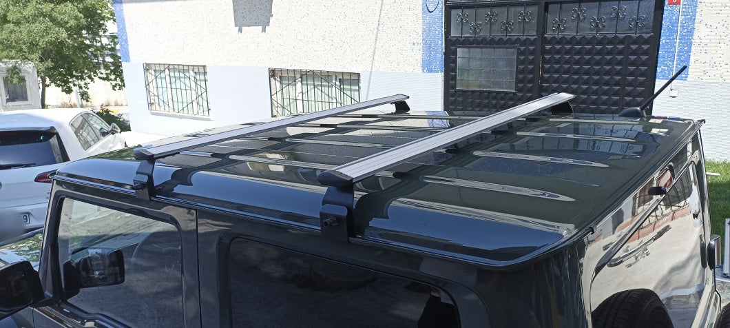 Für Suzuki Jimny 3 2019-Up Dachträgersystem Träger Querstangen Aluminium abschließbar Hochwertige Metallhalterung mit Regenrinnen Silber
